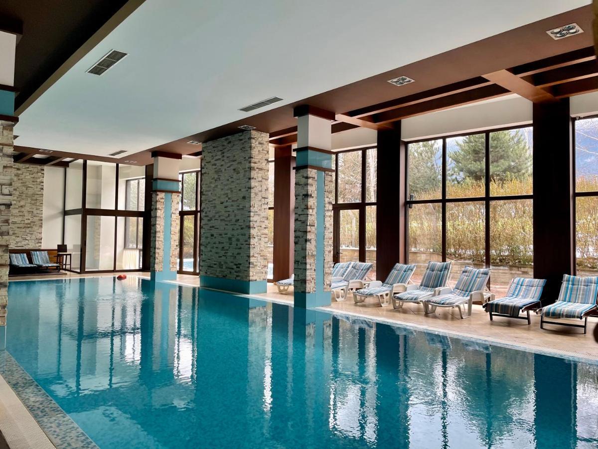 Ground Floor 2-Bedrooms, 2-Bathrooms Apartment Near Bansko In A Complex With Pools And Spa Included Razlog Esterno foto